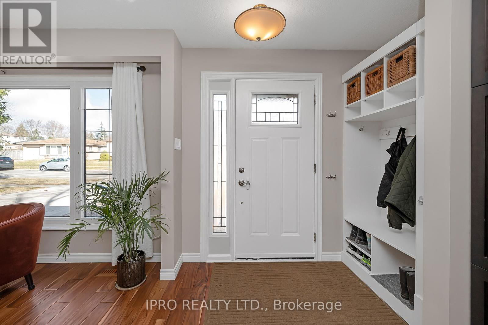 64 HAHN AVENUE Image 4