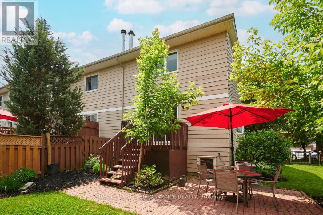 11 STURBRIDGE PRIVATE Image 26
