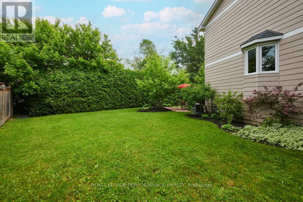 11 STURBRIDGE PRIVATE Image 29