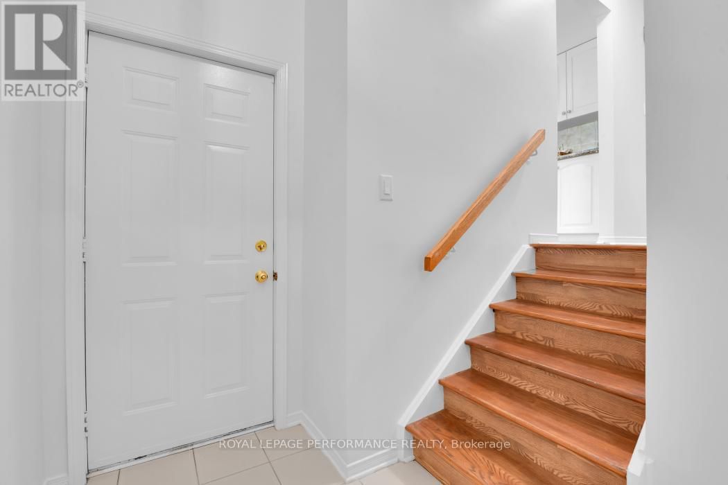 11 STURBRIDGE PRIVATE Image 4