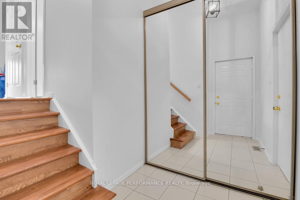 11 STURBRIDGE PRIVATE Image 5