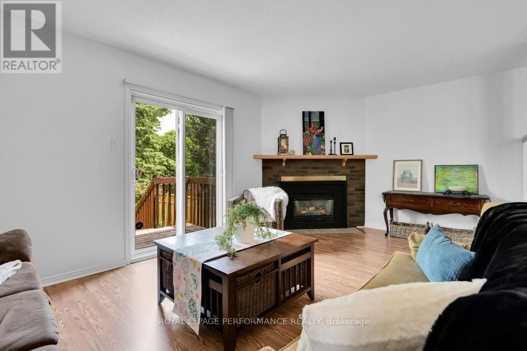 11 STURBRIDGE PRIVATE Image 6