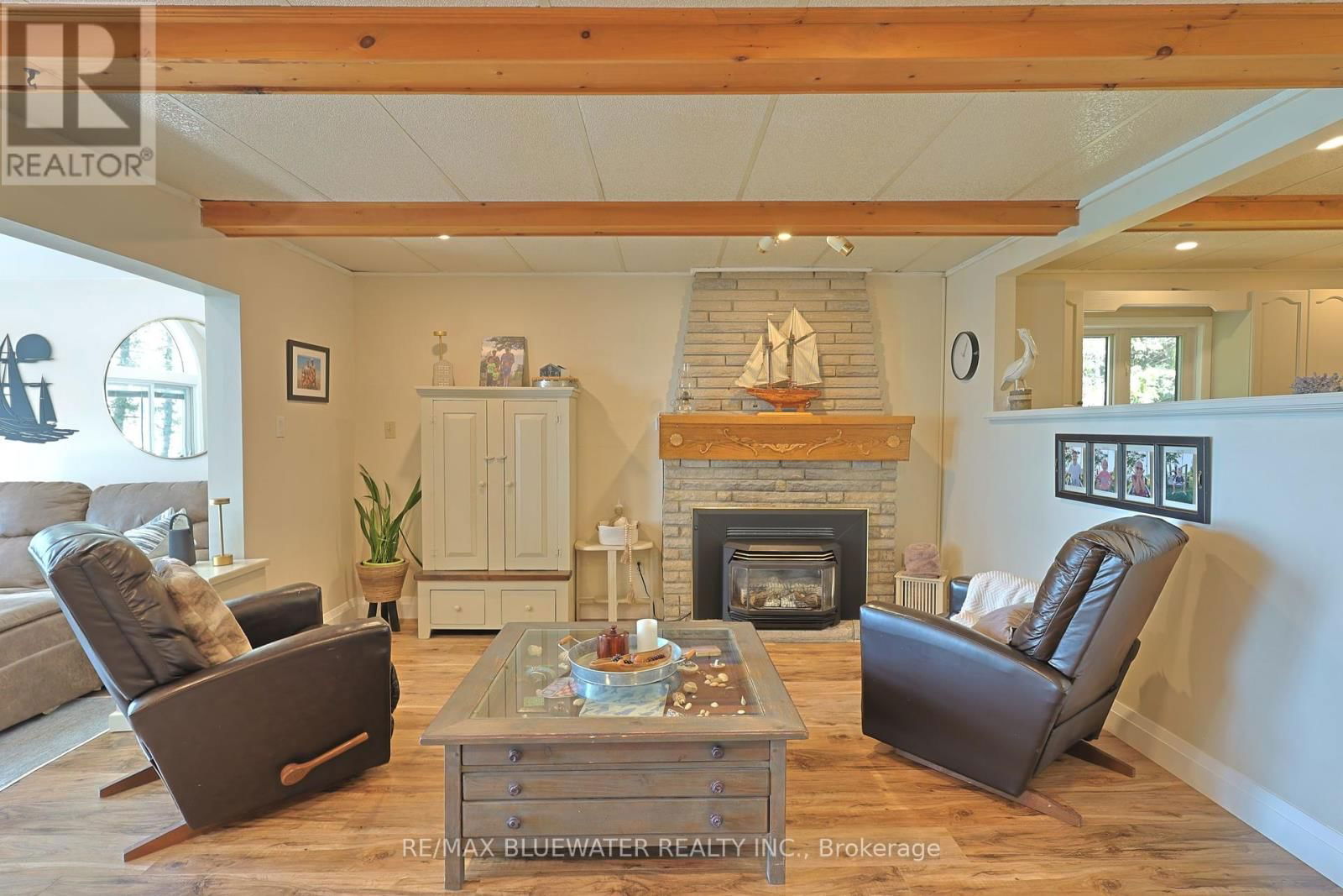72209 LAKESHORE DRIVE Image 18