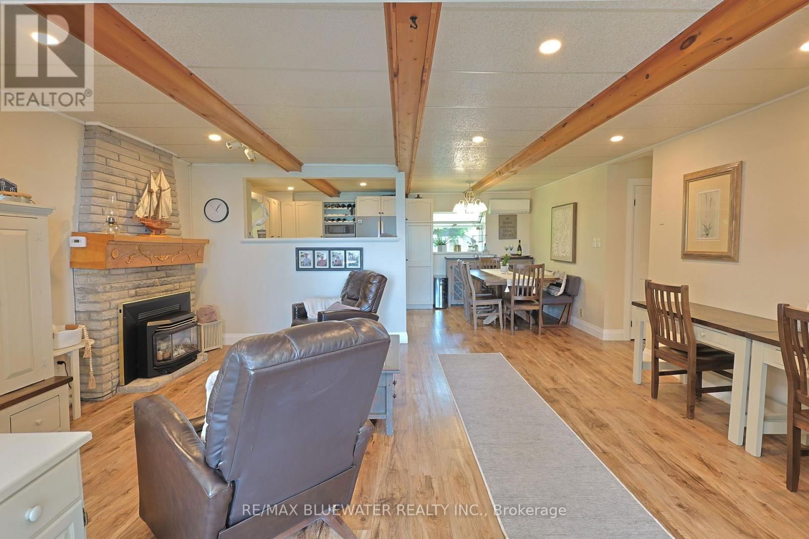 72209 LAKESHORE DRIVE Image 19