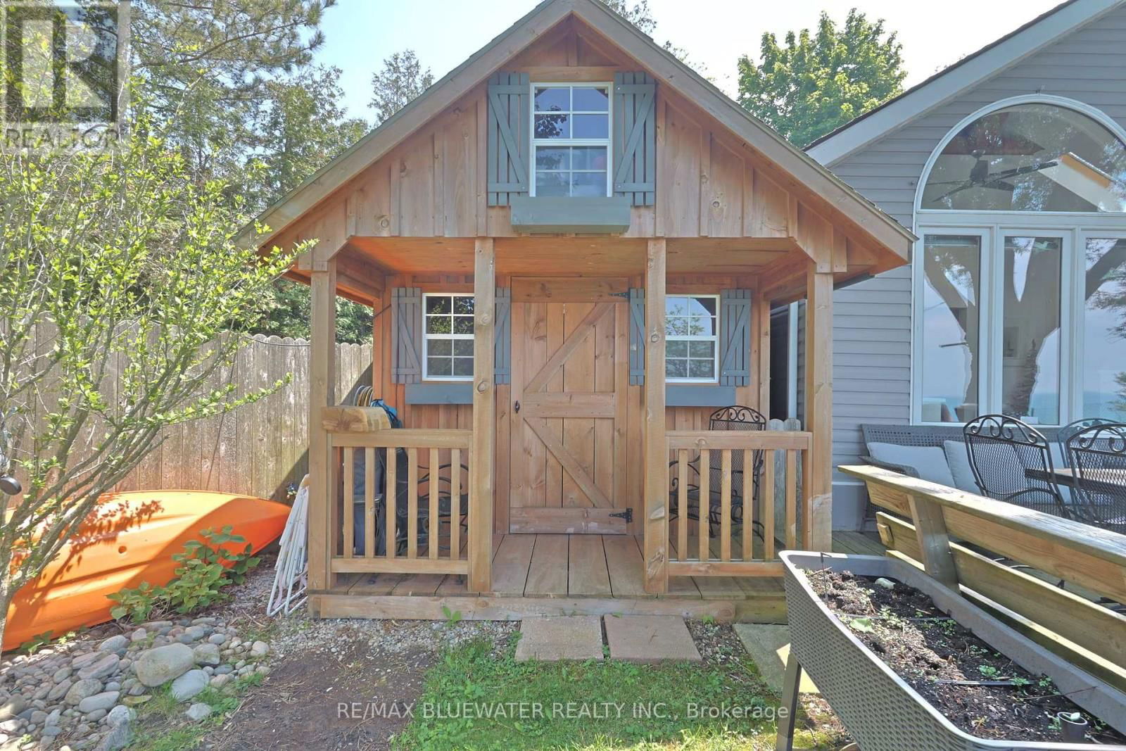 72209 LAKESHORE DRIVE Image 37