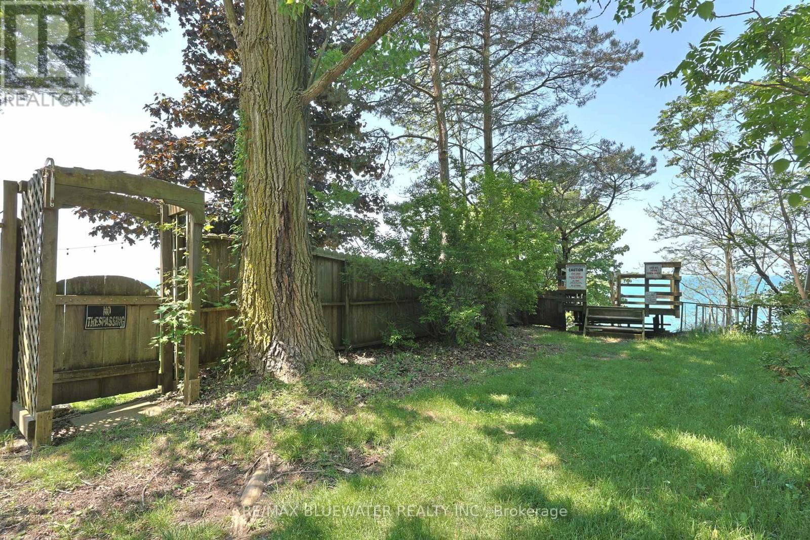 72209 LAKESHORE DRIVE Image 47