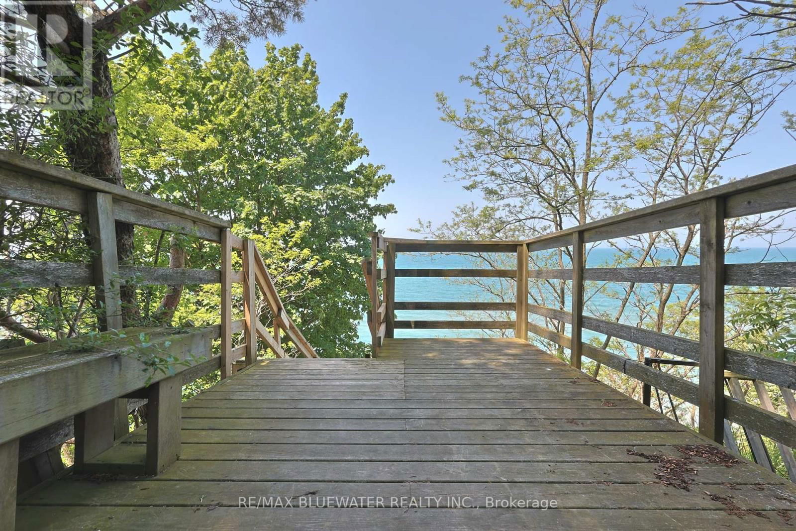 72209 LAKESHORE DRIVE Image 48