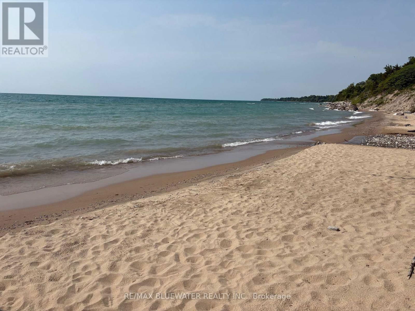72209 LAKESHORE DRIVE Image 49