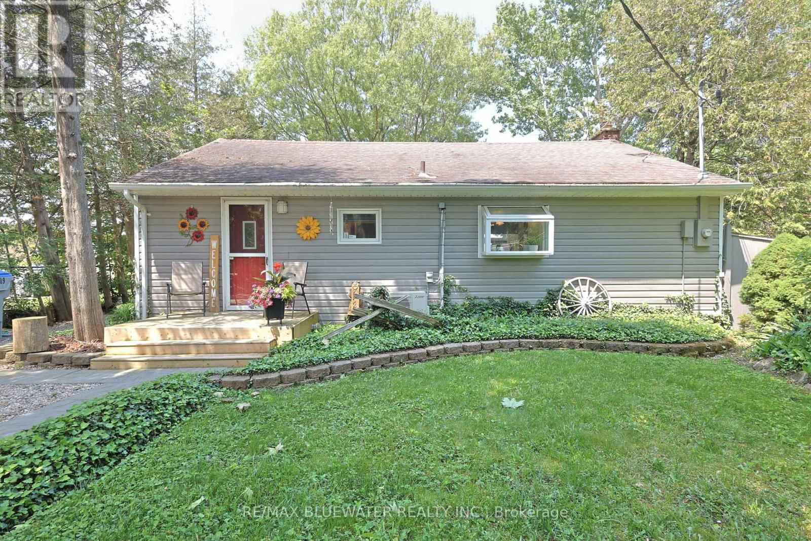 72209 LAKESHORE DRIVE Image 8