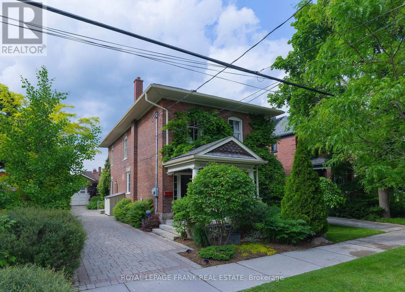 454 WELLER STREET Image 1