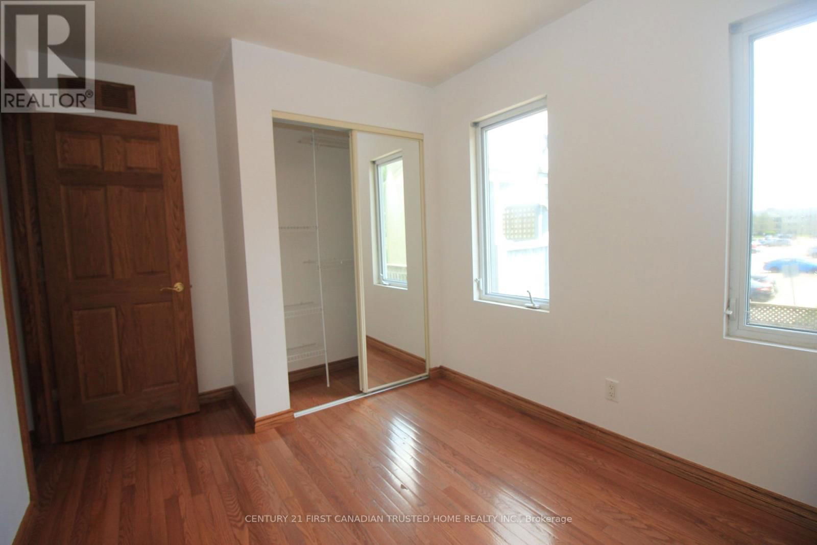 176 OLDHAM STREET Image 10