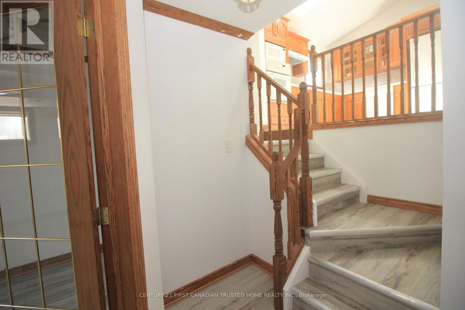 176 OLDHAM STREET Image 14