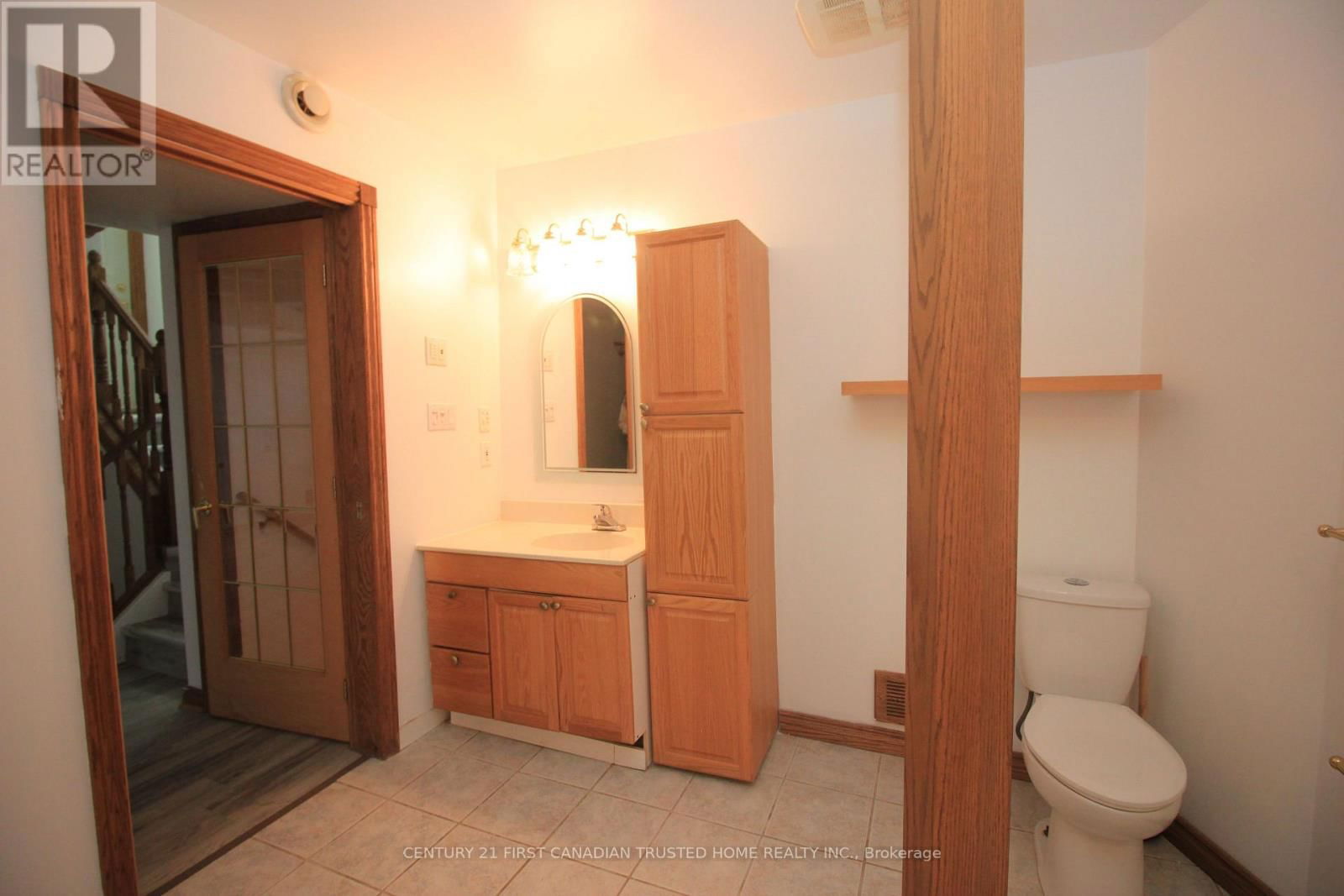 176 OLDHAM STREET Image 19