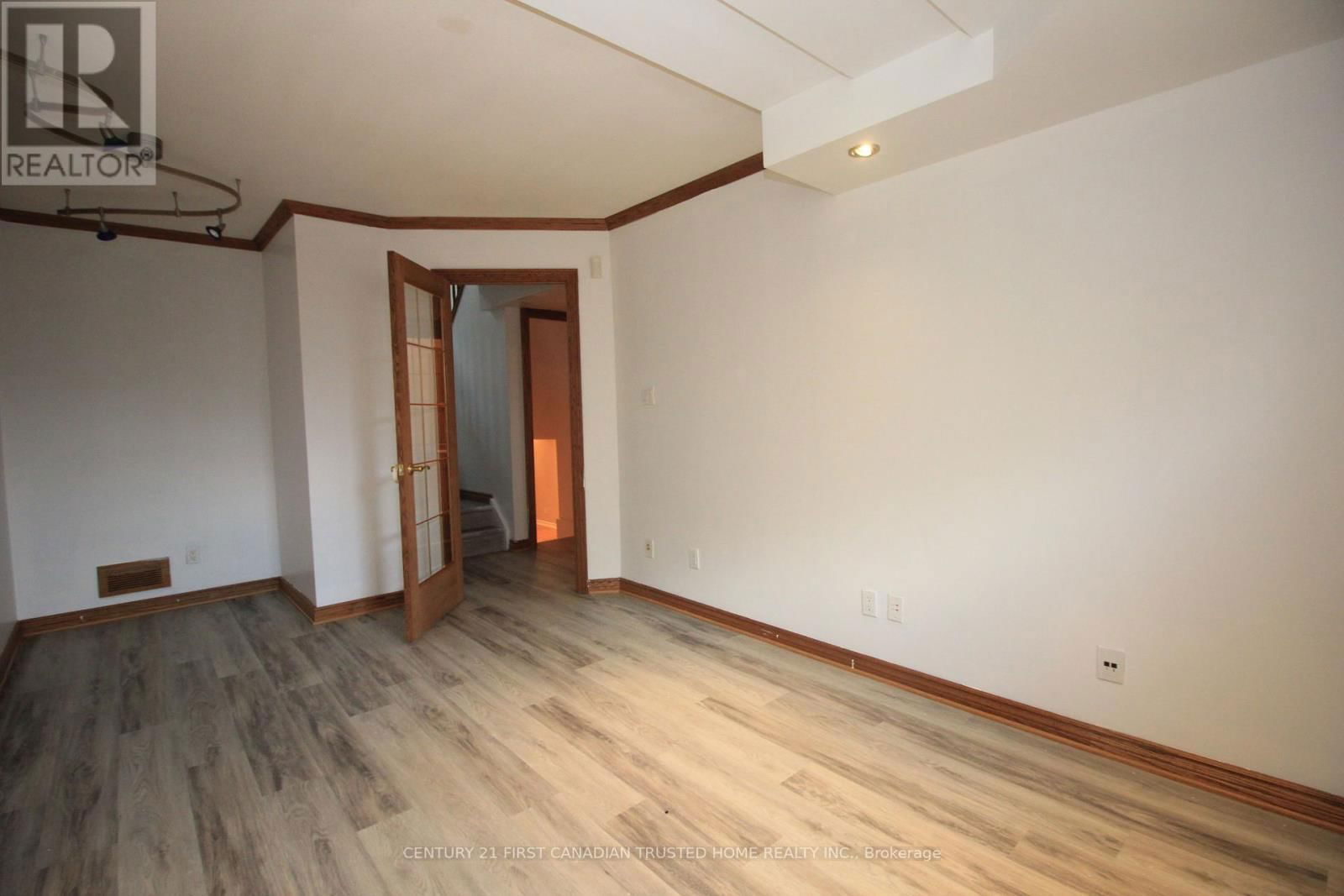 176 OLDHAM STREET Image 21