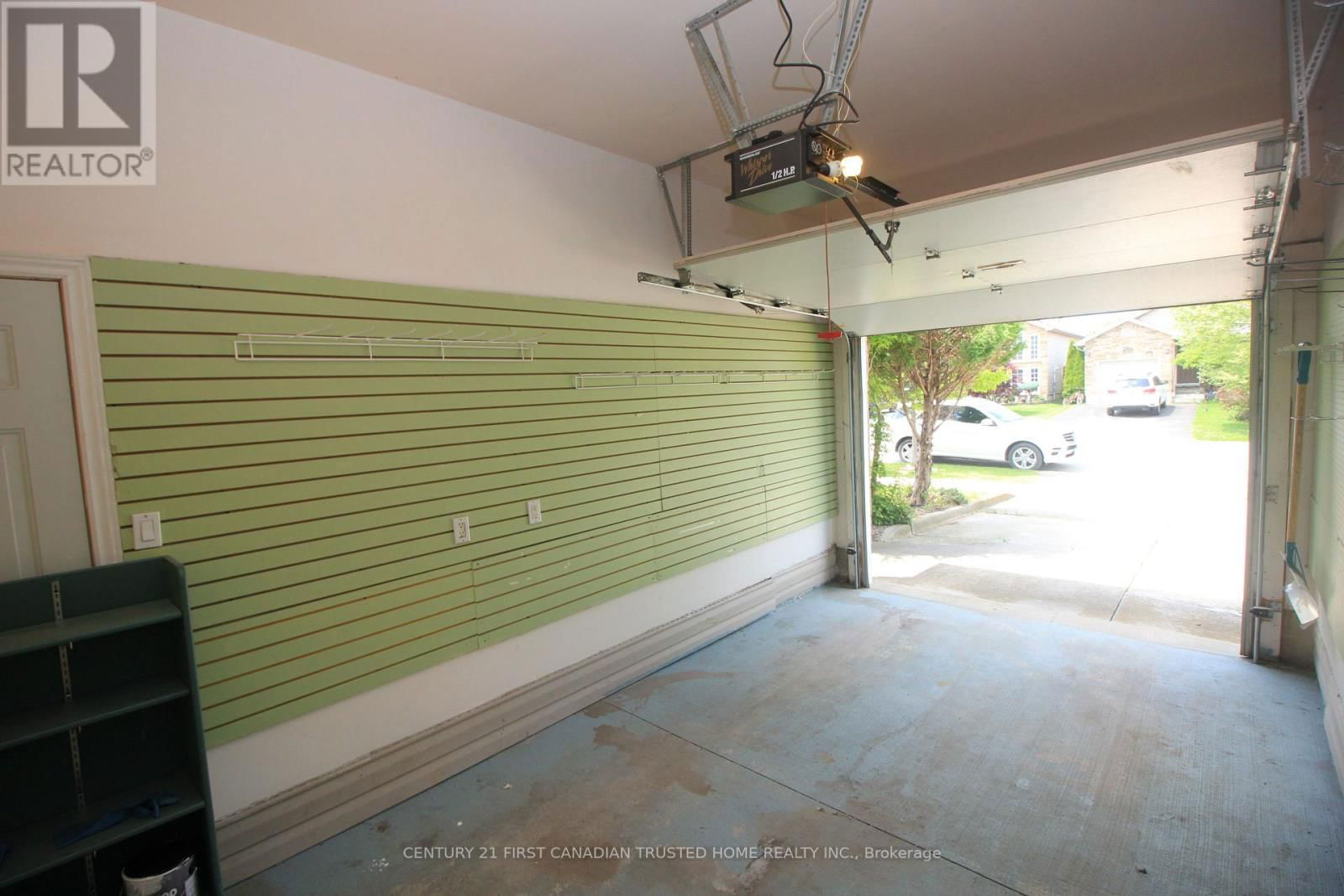 176 OLDHAM STREET Image 25