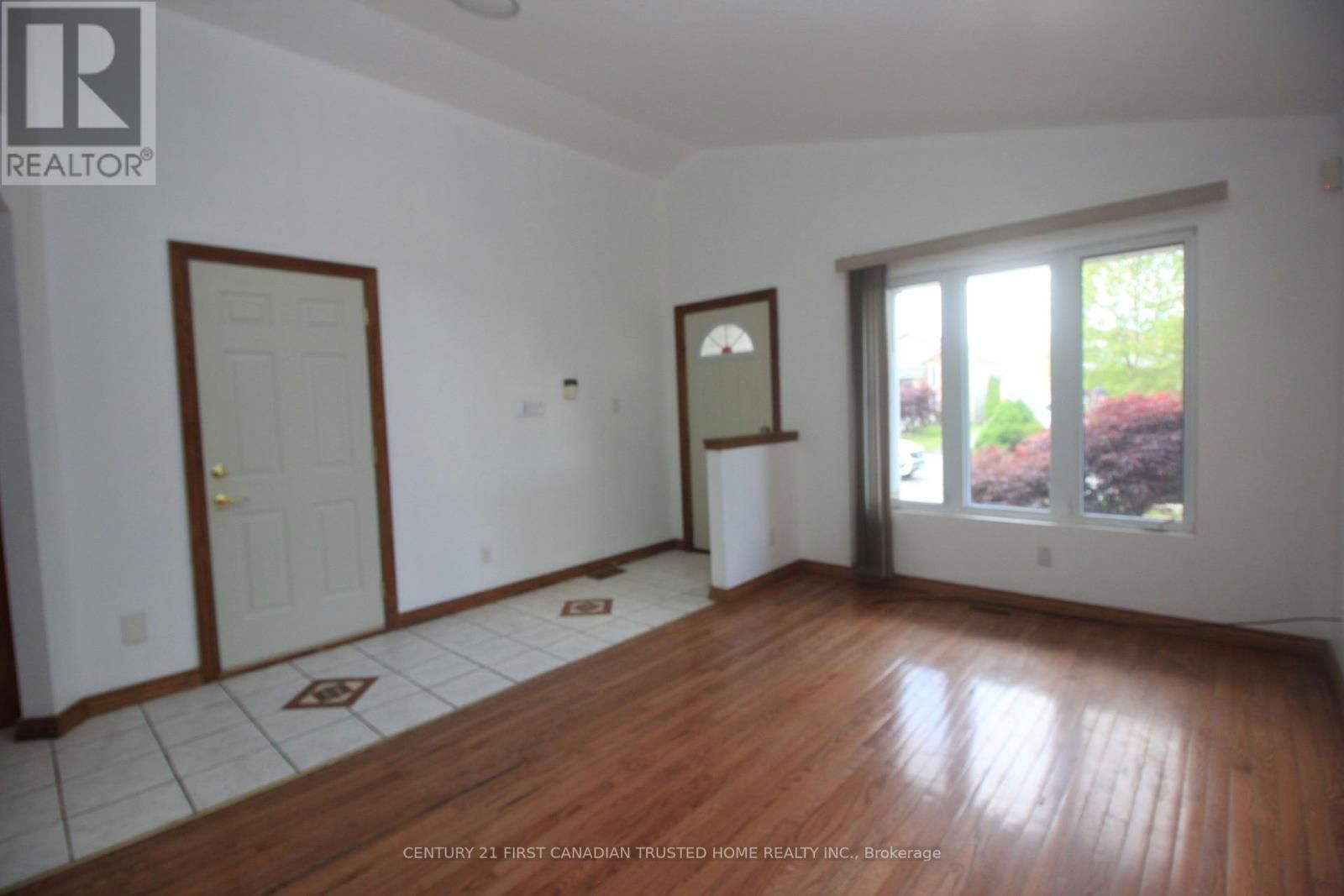 176 OLDHAM STREET Image 3