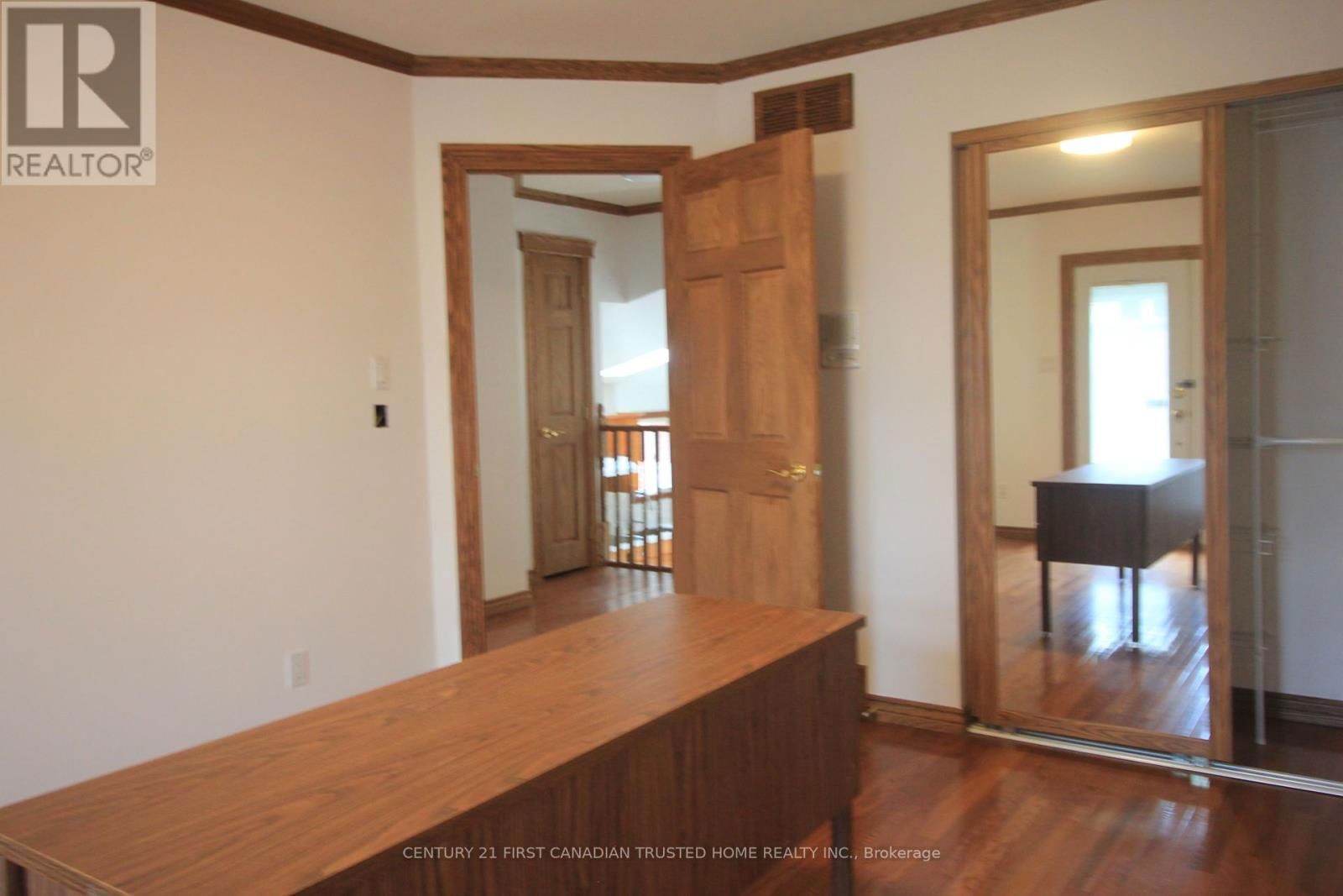 176 OLDHAM STREET Image 7