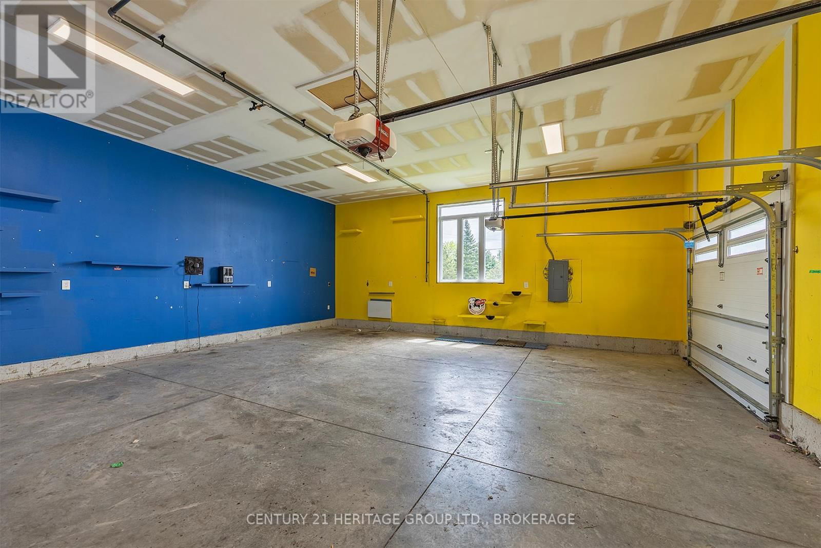 2211 COLEHILL ROAD Image 41