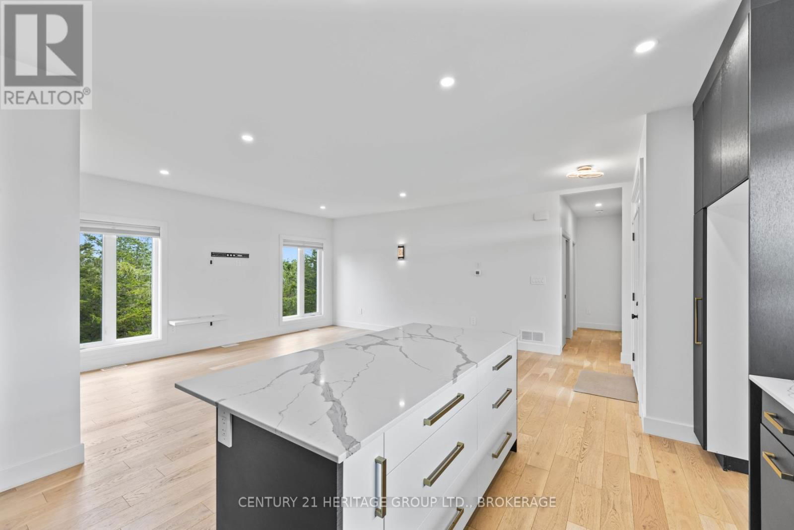 2211 COLEHILL ROAD Image 9