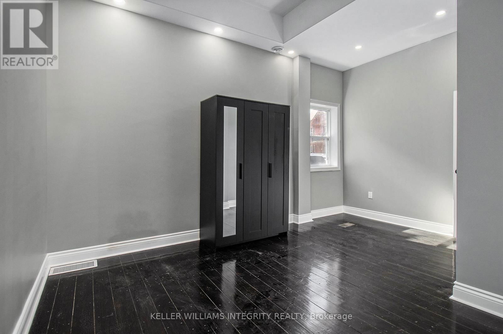 3 - 115 PERCY STREET Image 12
