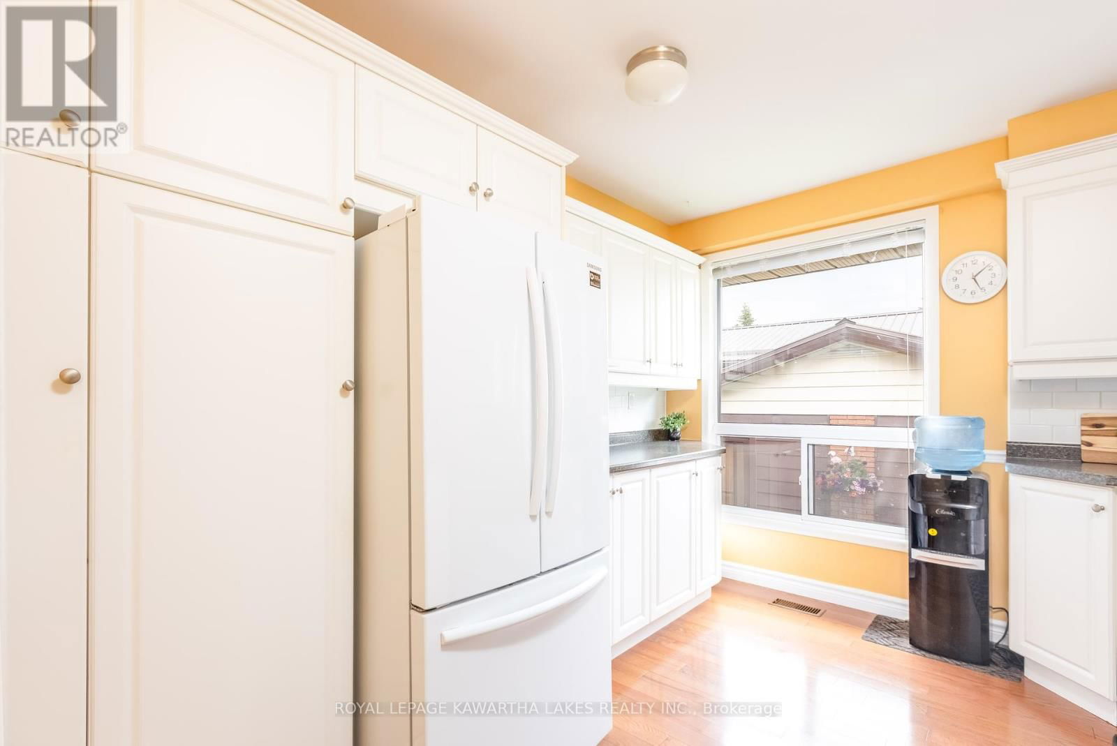 12 HILLSIDE DRIVE Image 16