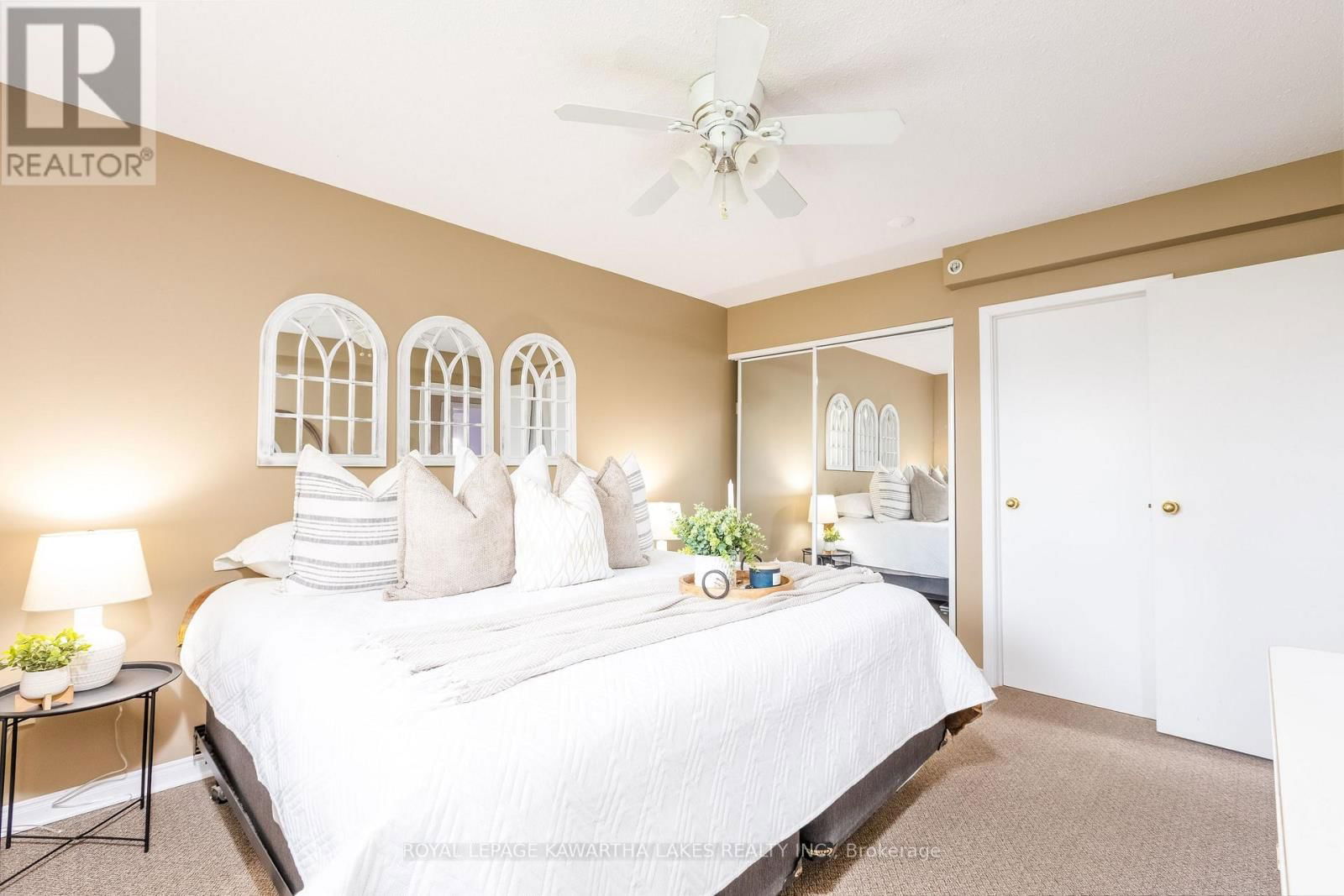 12 HILLSIDE DRIVE Image 19