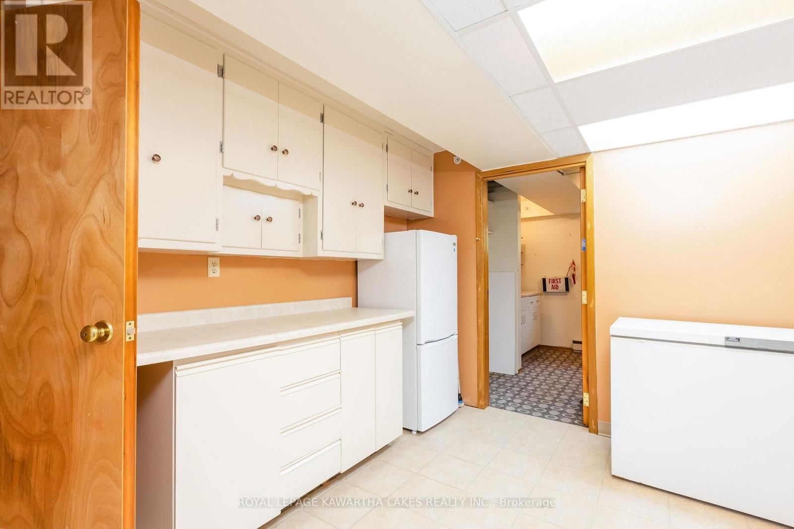 12 HILLSIDE DRIVE Image 30