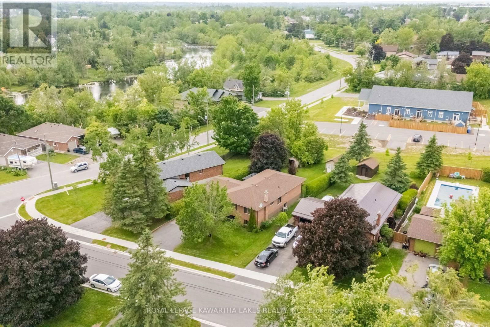 12 HILLSIDE DRIVE Image 37