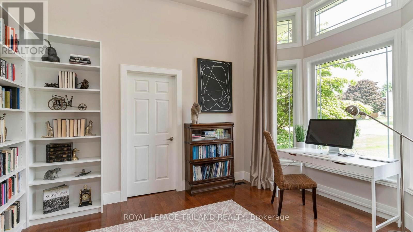 42707 MEADOW WOOD LANE Image 4