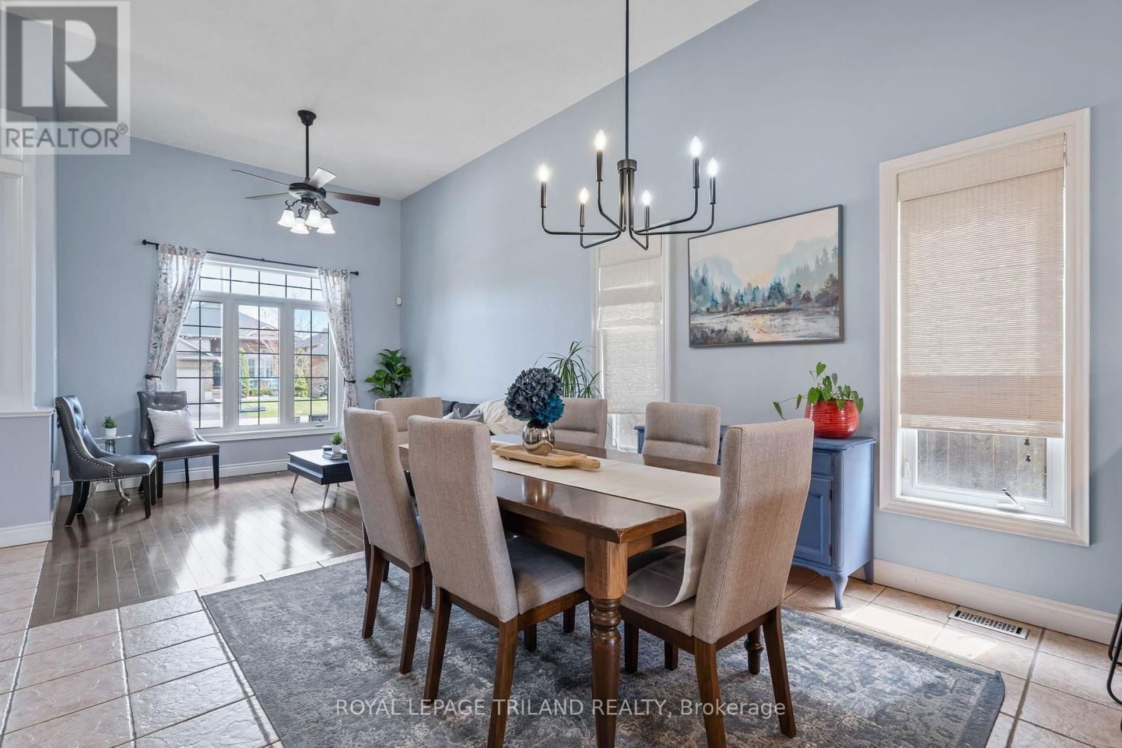 30 HAGERMAN CRESCENT Image 12