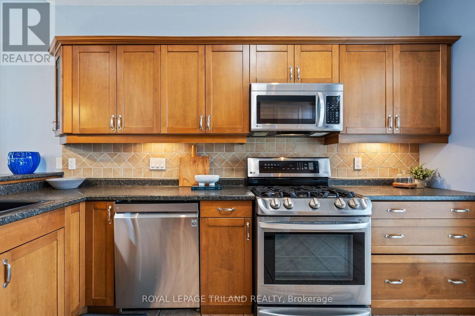 30 HAGERMAN CRESCENT Image 15