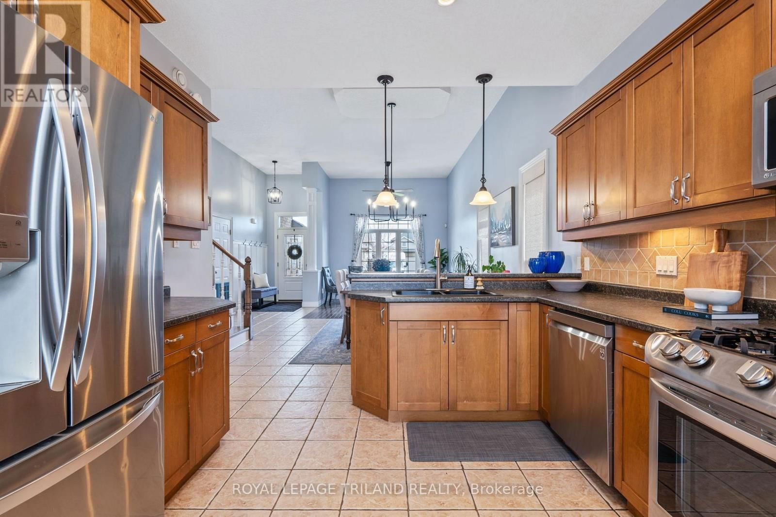 30 HAGERMAN CRESCENT Image 17