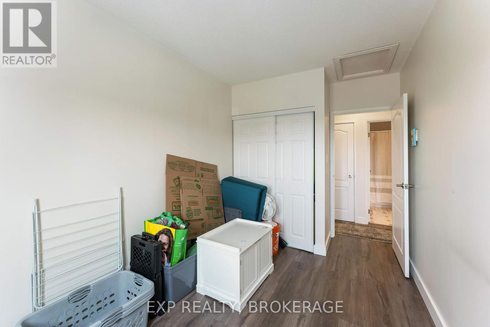 401 - 649 DAVIS DRIVE Image 20
