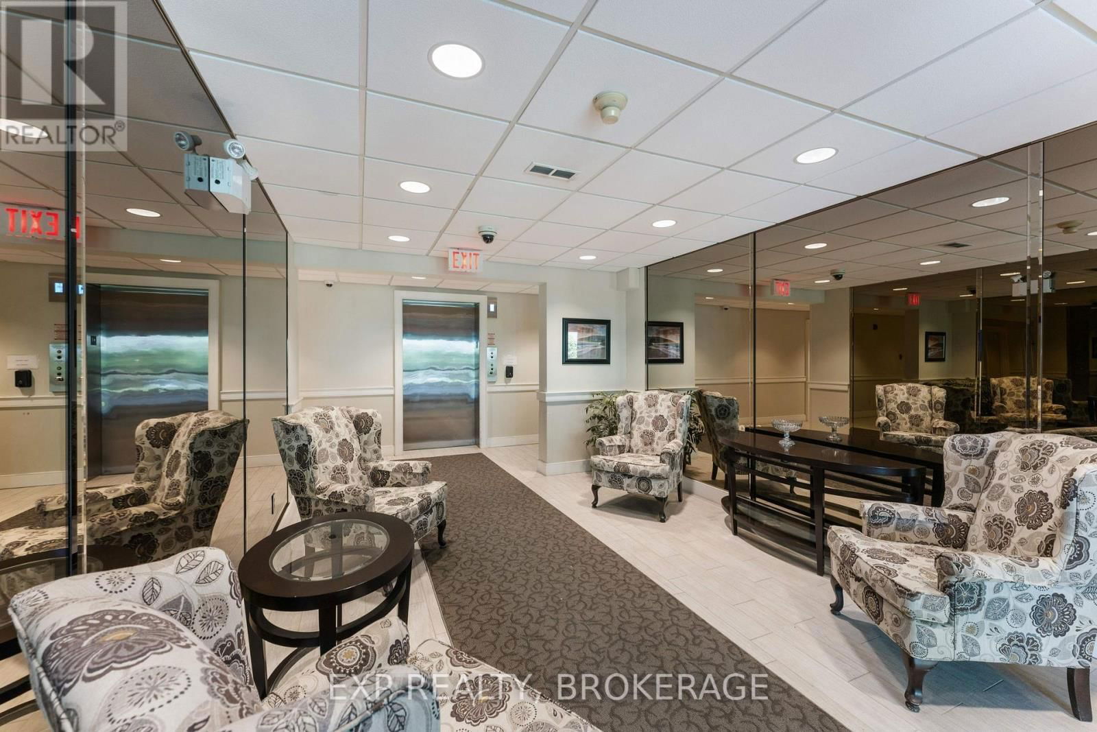 401 - 649 DAVIS DRIVE Image 30