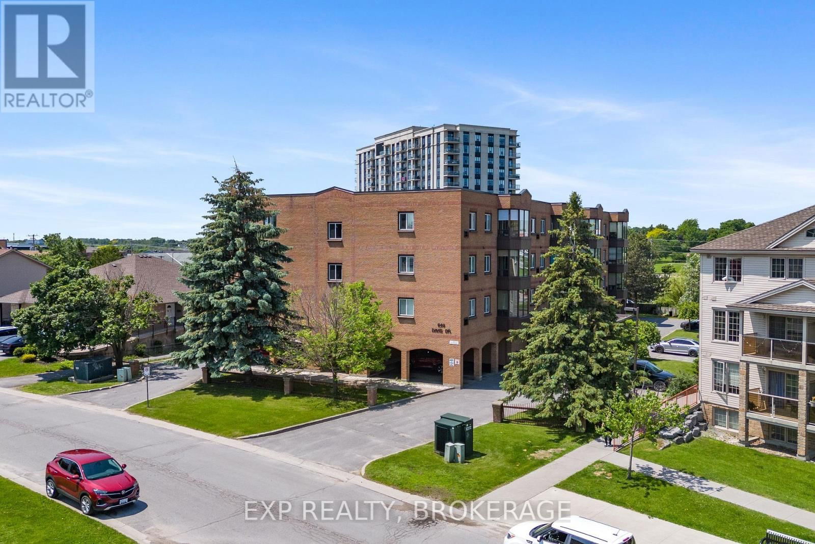 401 - 649 DAVIS DRIVE Image 32