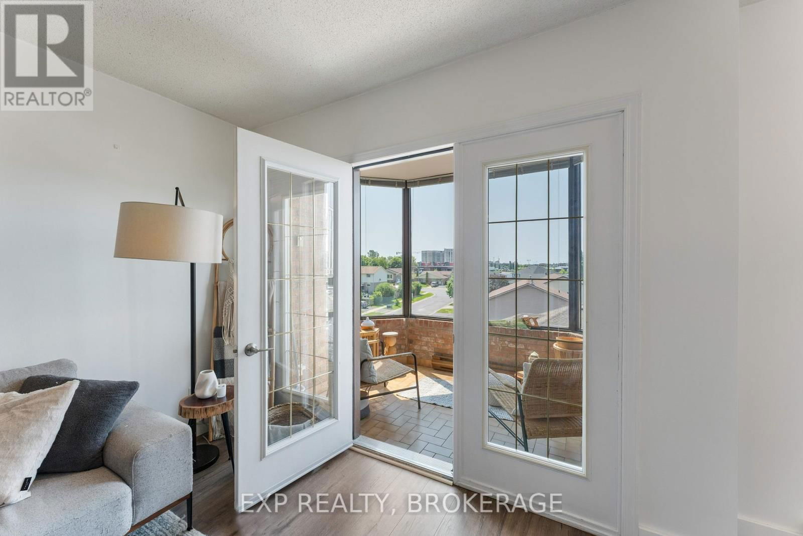 401 - 649 DAVIS DRIVE Image 7