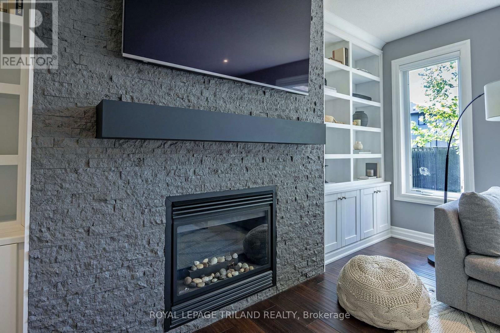 1044 MEDWAY PARK DRIVE Image 10