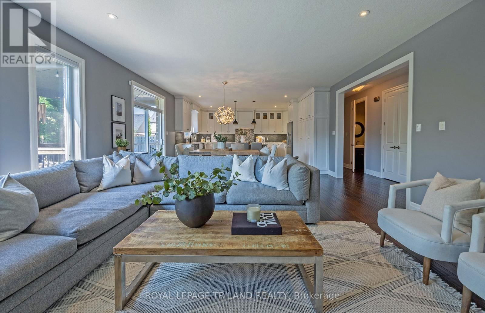1044 MEDWAY PARK DRIVE Image 11