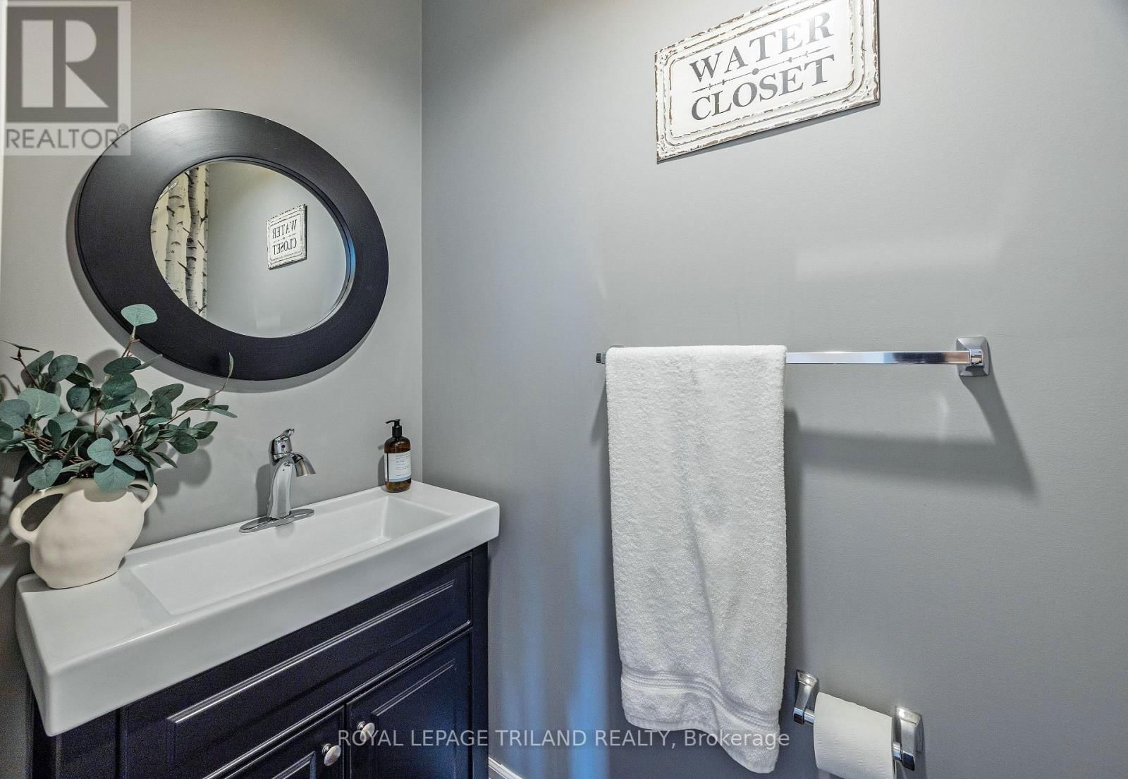 1044 MEDWAY PARK DRIVE Image 19