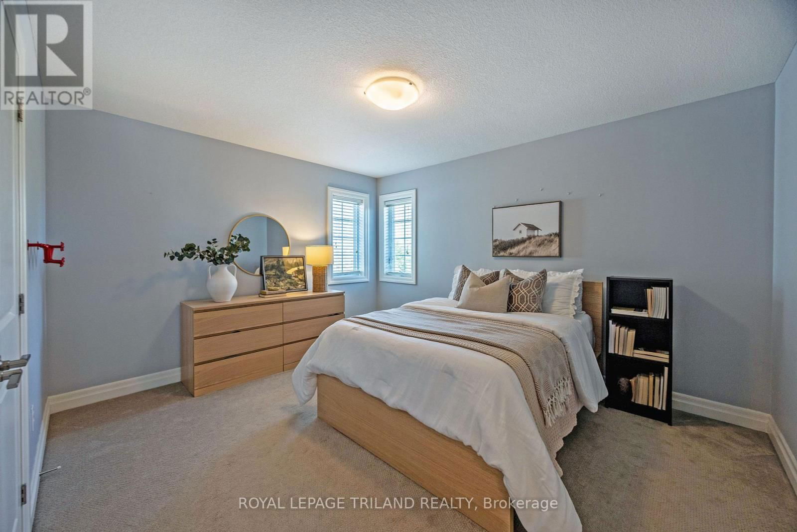 1044 MEDWAY PARK DRIVE Image 27