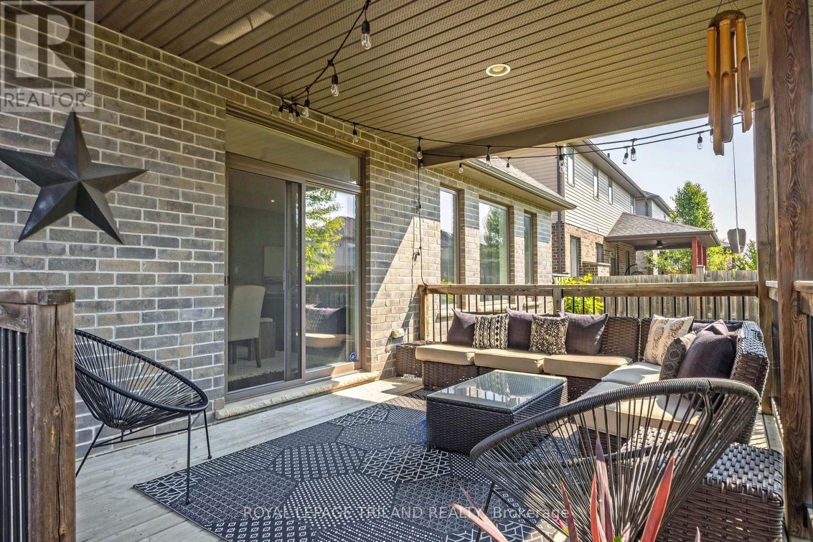 1044 MEDWAY PARK DRIVE Image 36