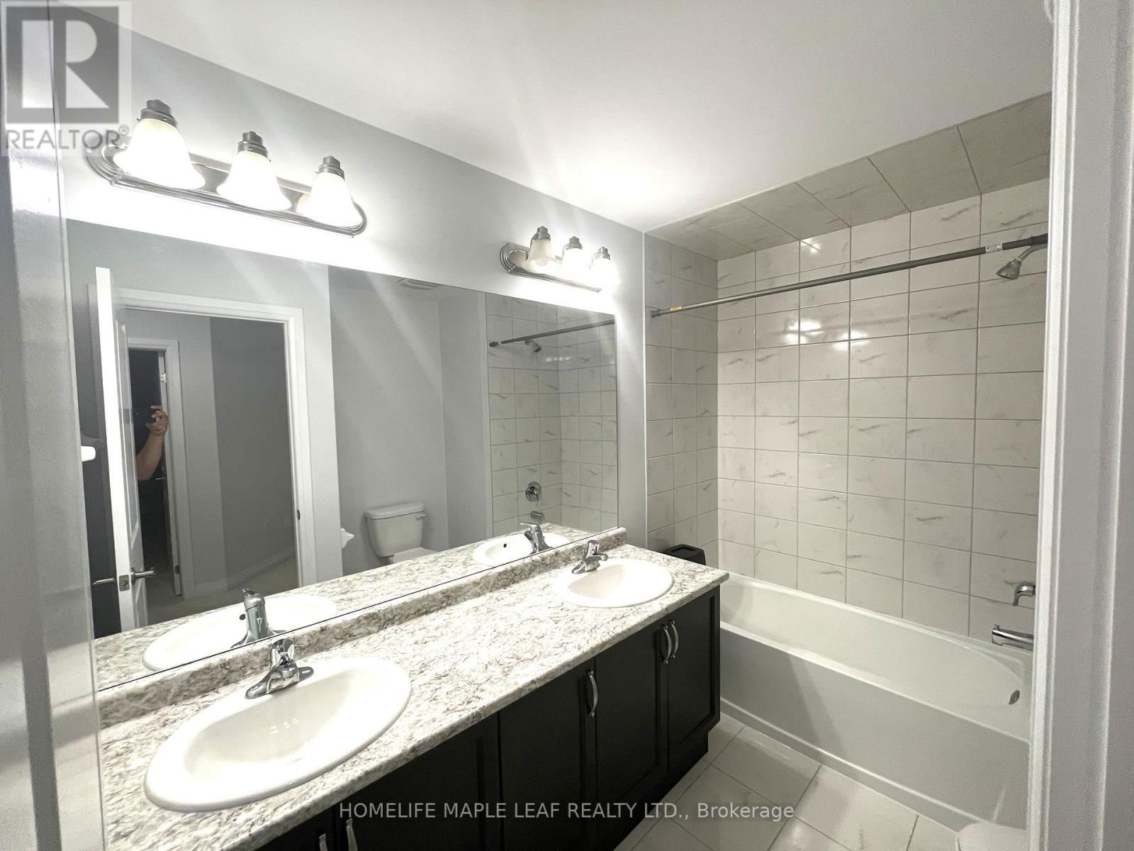 117 SILVERWOOD CRESCENT Image 14