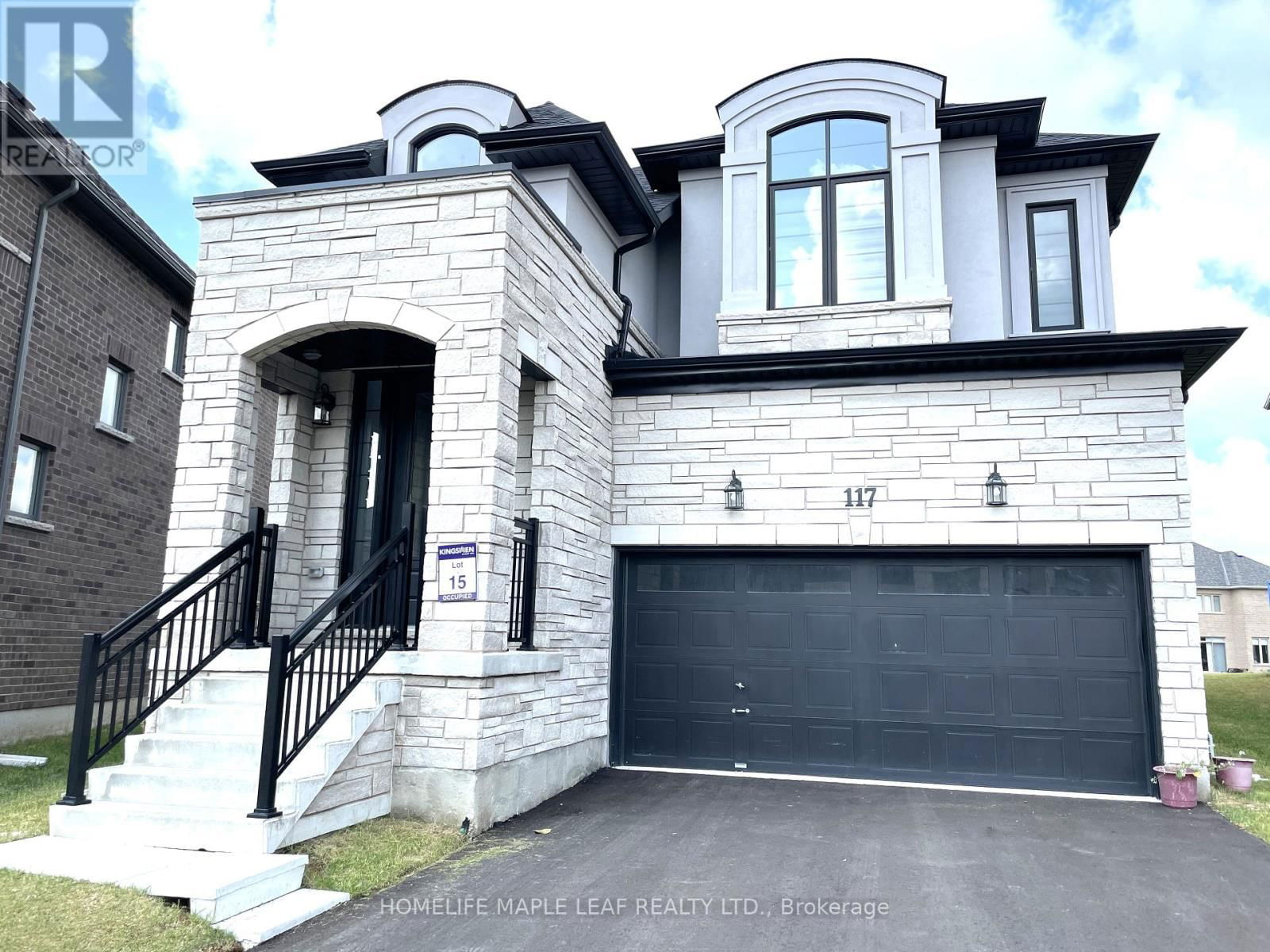 117 SILVERWOOD CRESCENT Image 2