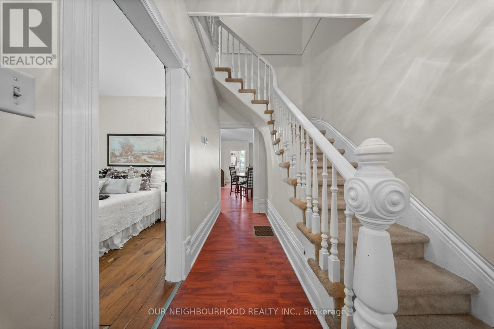 41 GEORGE STREET EAST Image 4