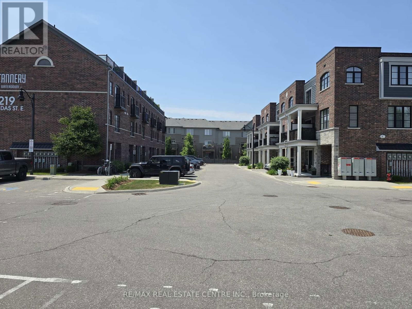 13 - 219 DUNDAS STREET EAST Image 2