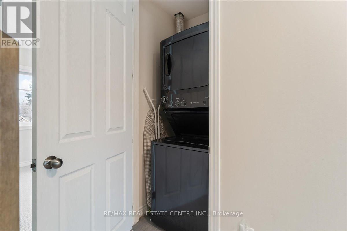 13 - 219 DUNDAS STREET EAST Image 38