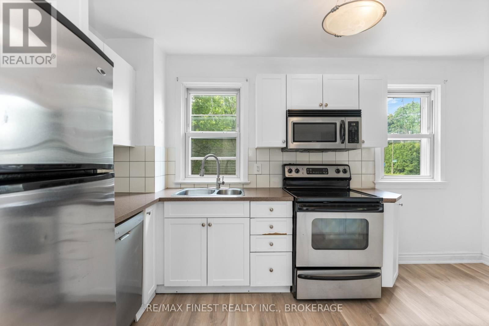615 PORTSMOUTH AVENUE Image 10