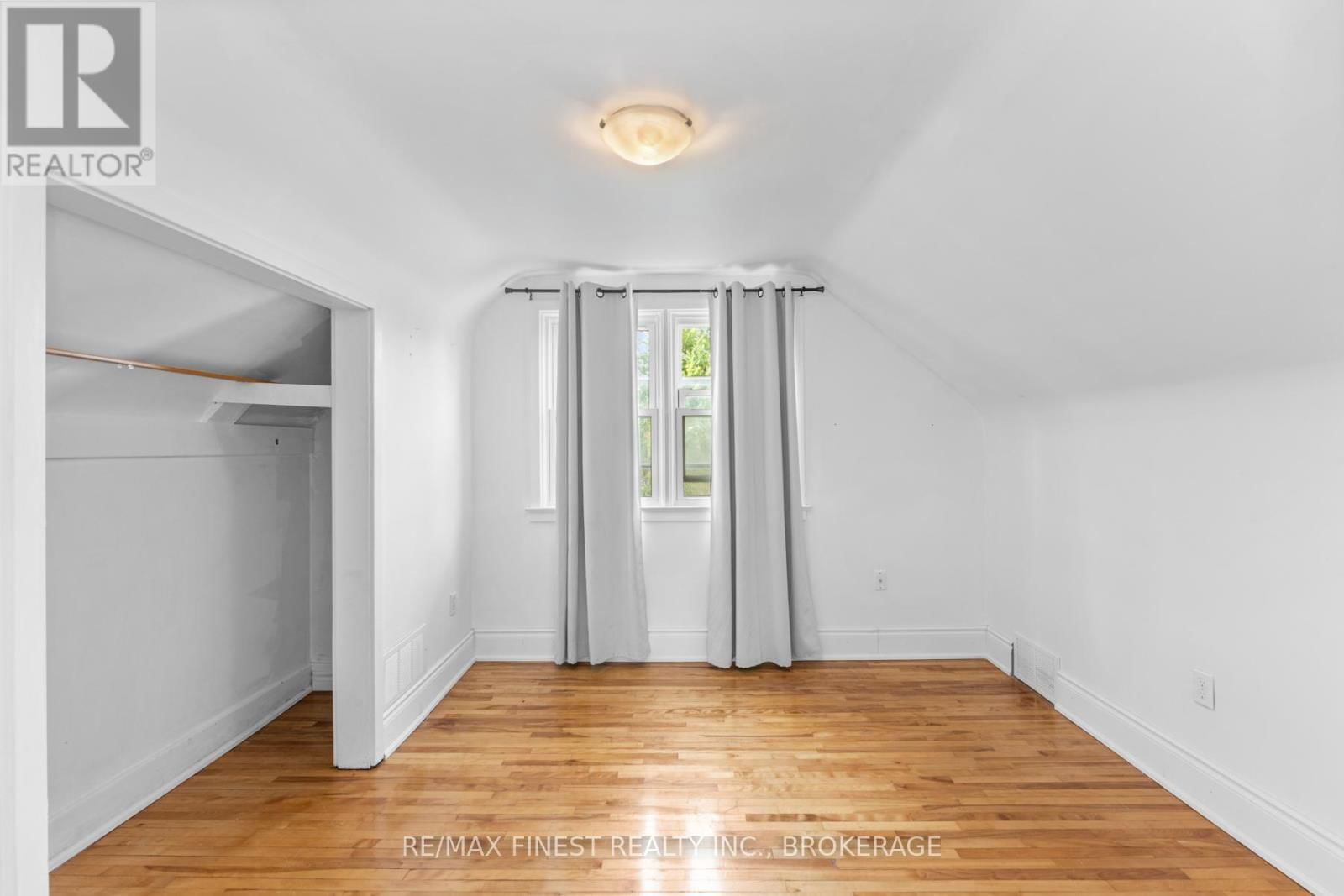 615 PORTSMOUTH AVENUE Image 18