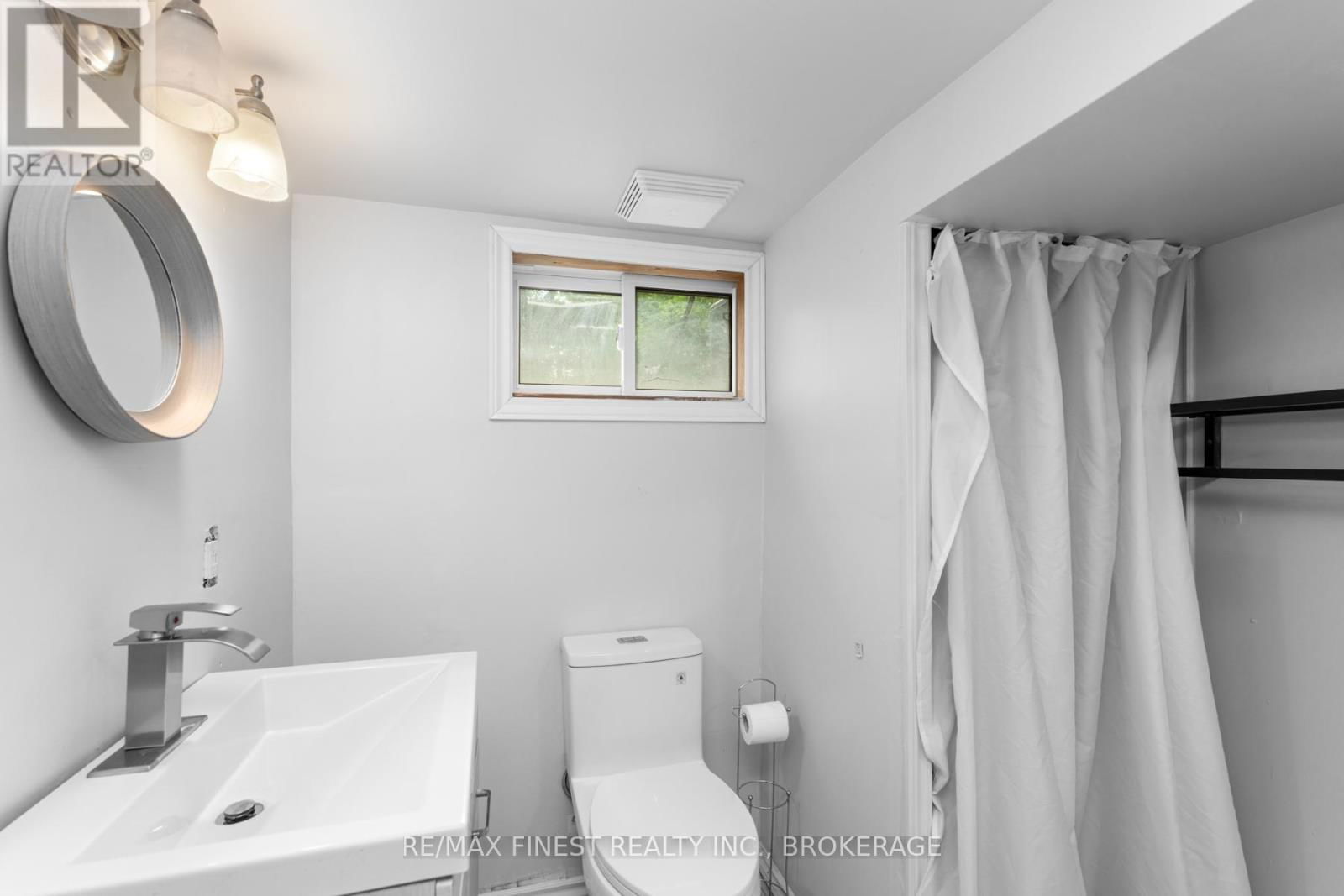 615 PORTSMOUTH AVENUE Image 22