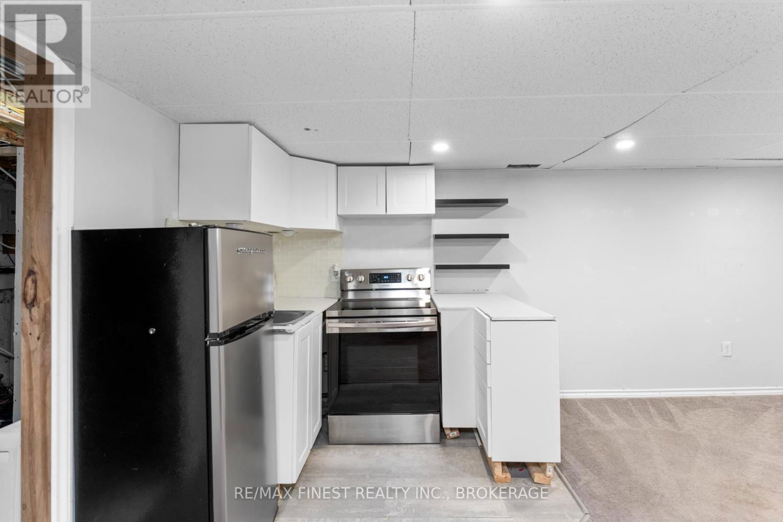 615 PORTSMOUTH AVENUE Image 23